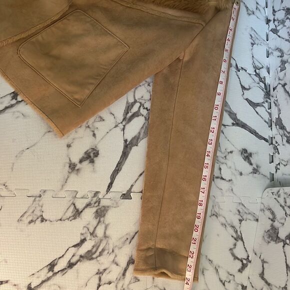 Chico’s Tan Faux Shearling and Faux Suede Leather Jacket Size Small - Picture 13 of 15
